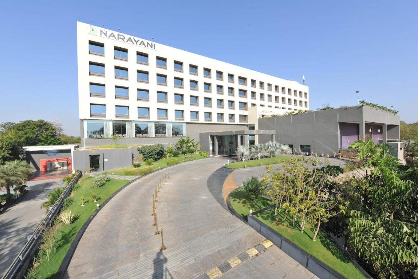 Hotel Narayani Heights, Ahmedabad Exterior foto