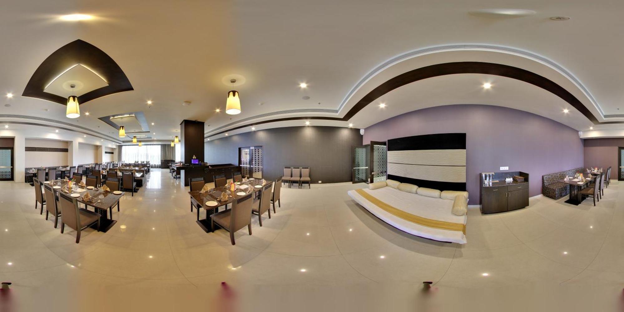 Hotel Narayani Heights, Ahmedabad Exterior foto
