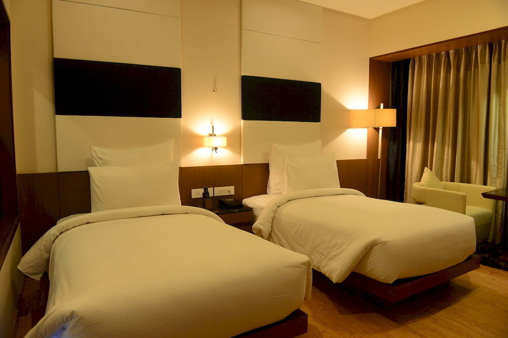Hotel Narayani Heights, Ahmedabad Exterior foto